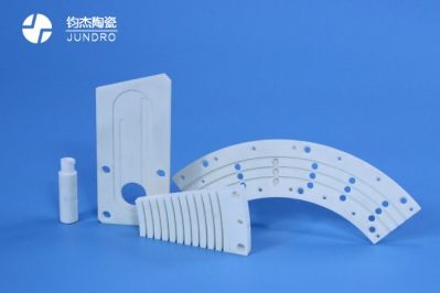 氧化鋁陶瓷中95瓷和99瓷有哪些區別 氧化鋁陶瓷中95瓷和99瓷有哪些區別